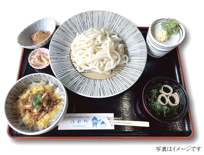 Flour noodles(cold) with soy sause soup & grilled conger eel rice